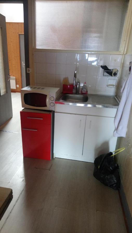Hebergement Pour 2 Personnes,1 Chambres, Salon, Salle A Manger, Grand Garage Possibilite D'Un Lit 1 Personne Supplementaire Pour 15 Euros Sancoins Eksteriør billede